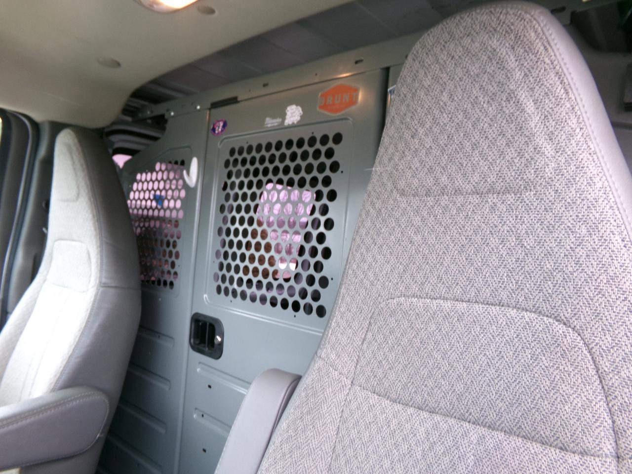 Used 2018 Chevrolet Express 2500 w/ Driver Convenience Package image 14