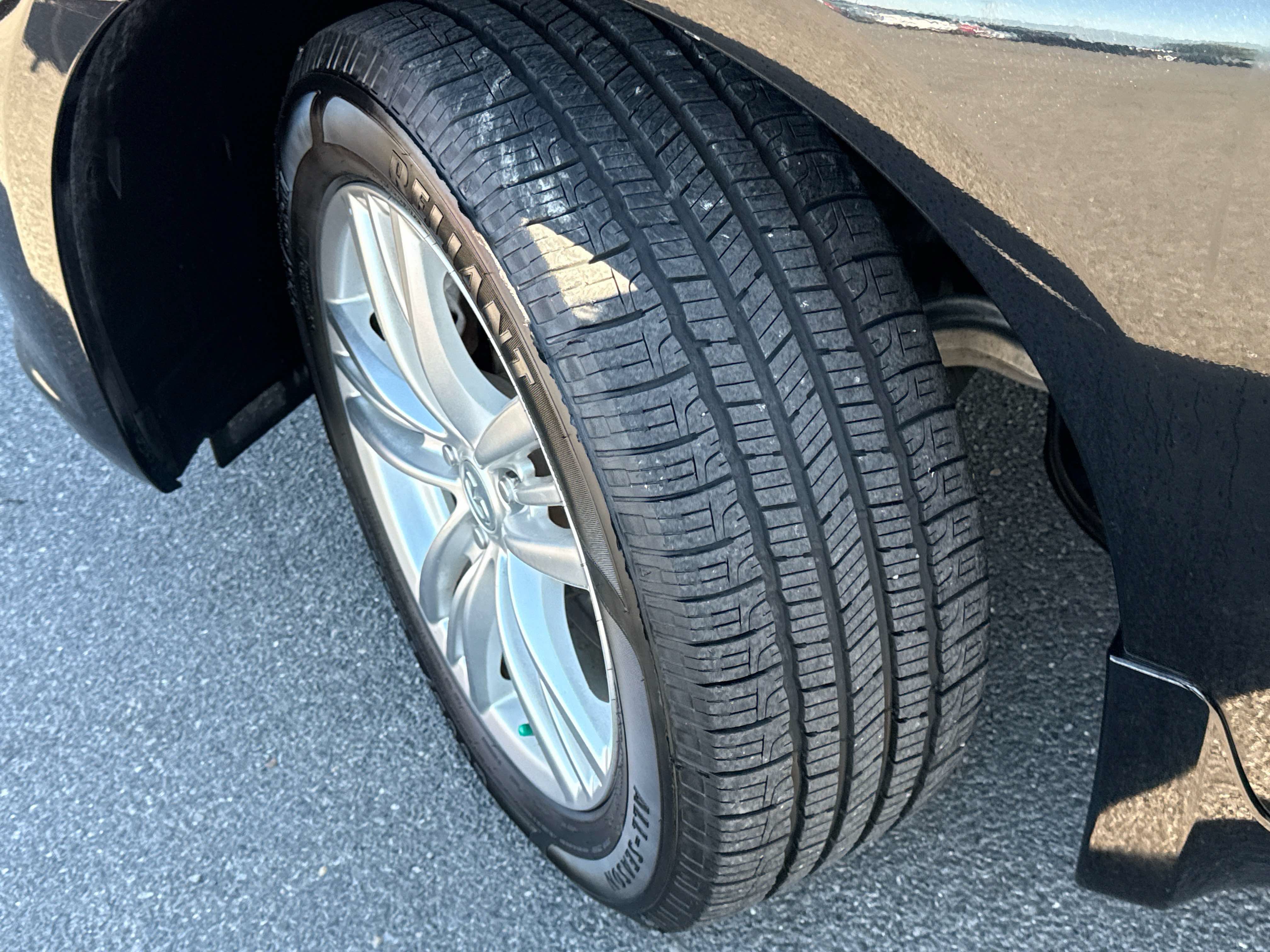 Used 2013 INFINITI G37 x Sedan w/ Premium Pkg AWD/4WD image 8