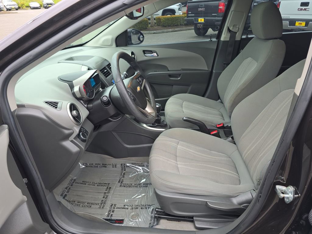 Used 2015 Chevrolet Sonic LT w/ Fun and Sun Package image 20