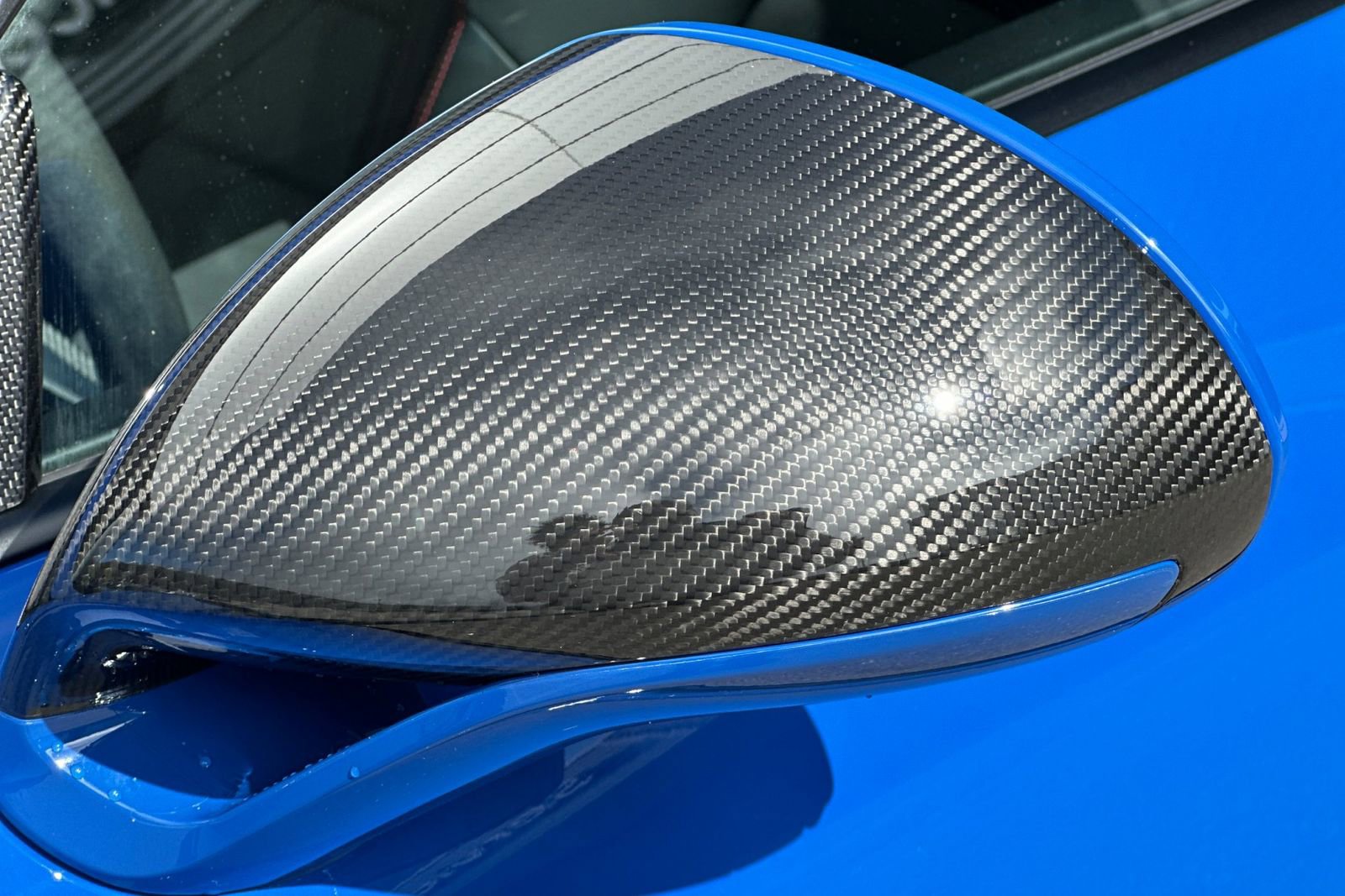 Certified 2019 Porsche 911 GT2 RS RWD image 38