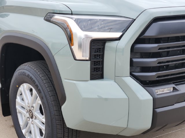New 2026 Toyota Tundra SR5 AWD/4WD image 6