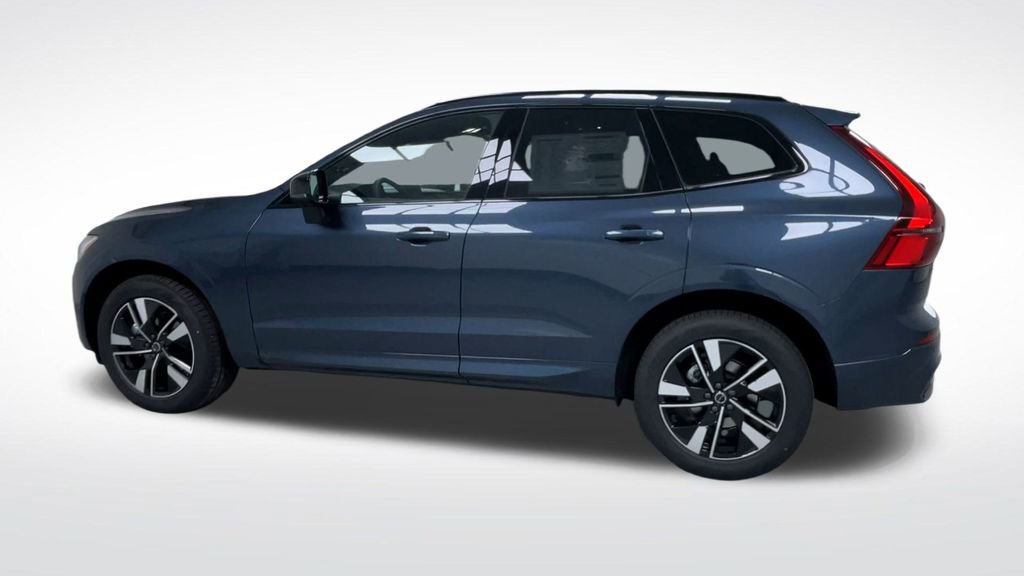 New 2026 Volvo XC60 B5 Plus w/ Protection Package Premier image 5