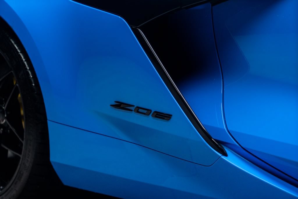 Used 2025 Chevrolet Corvette Z06 RWD image 13