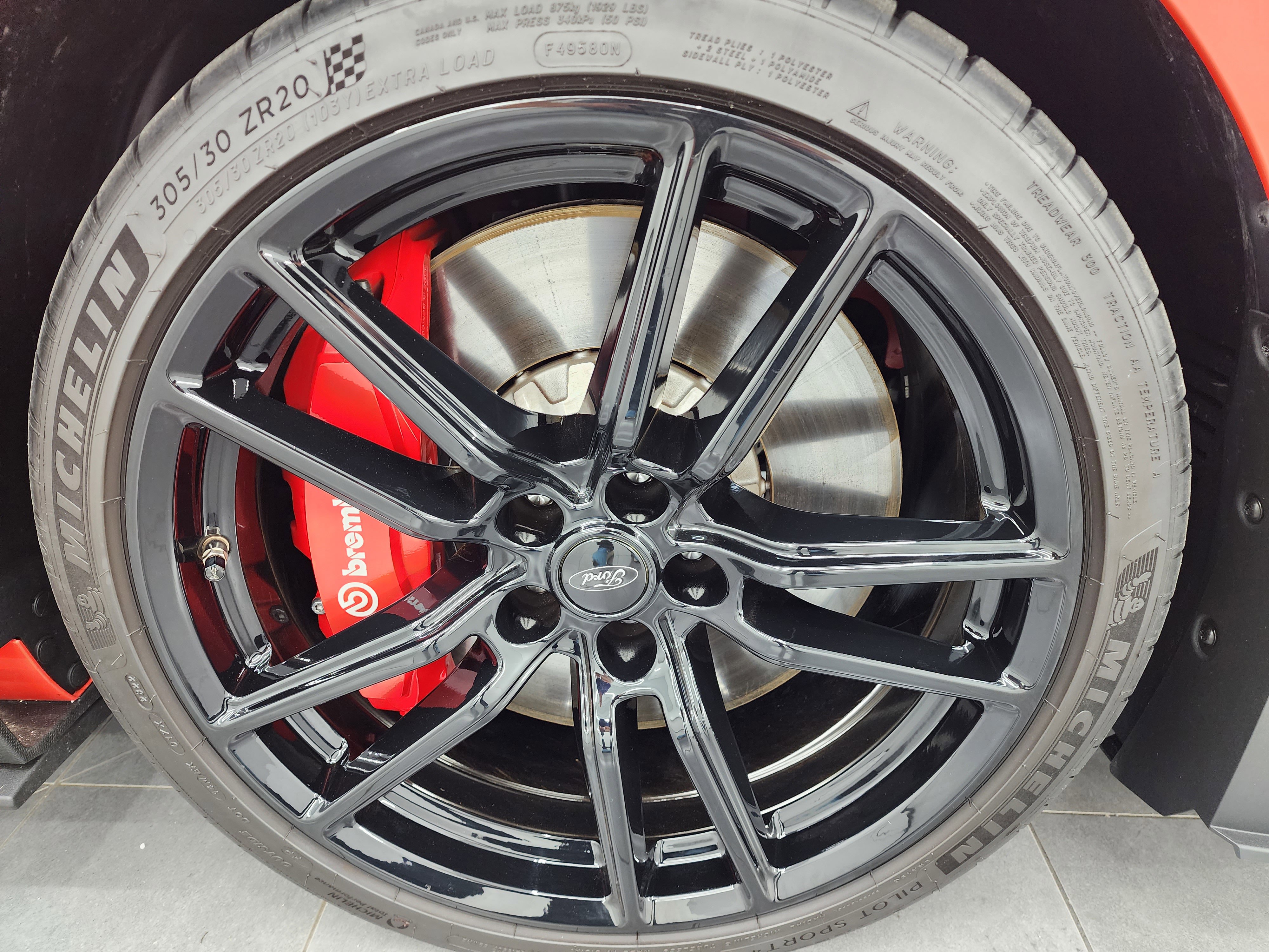 Used 2022 Ford Mustang Shelby GT500 w/ Technology Package image 51