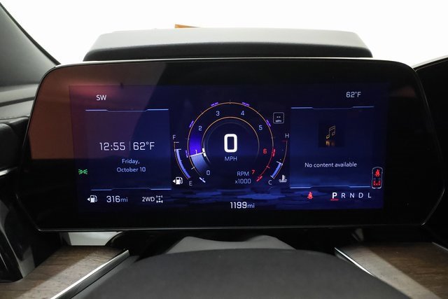 Used 2025 Chevrolet Suburban High Country image 13