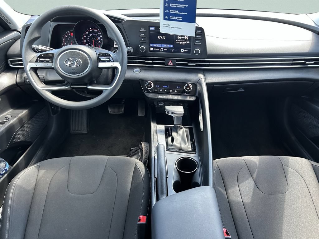Certified 2023 Hyundai Elantra SEL FWD image 15