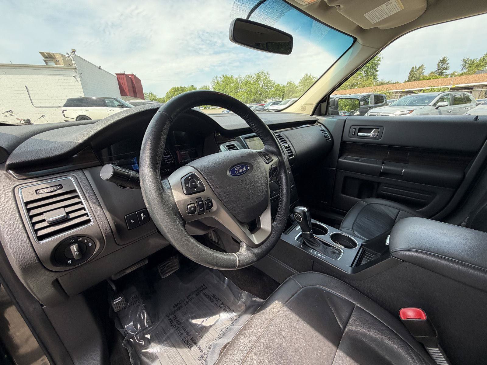 Used 2019 Ford Flex SEL w/ Equipment Group 202A AWD/4WD image 11