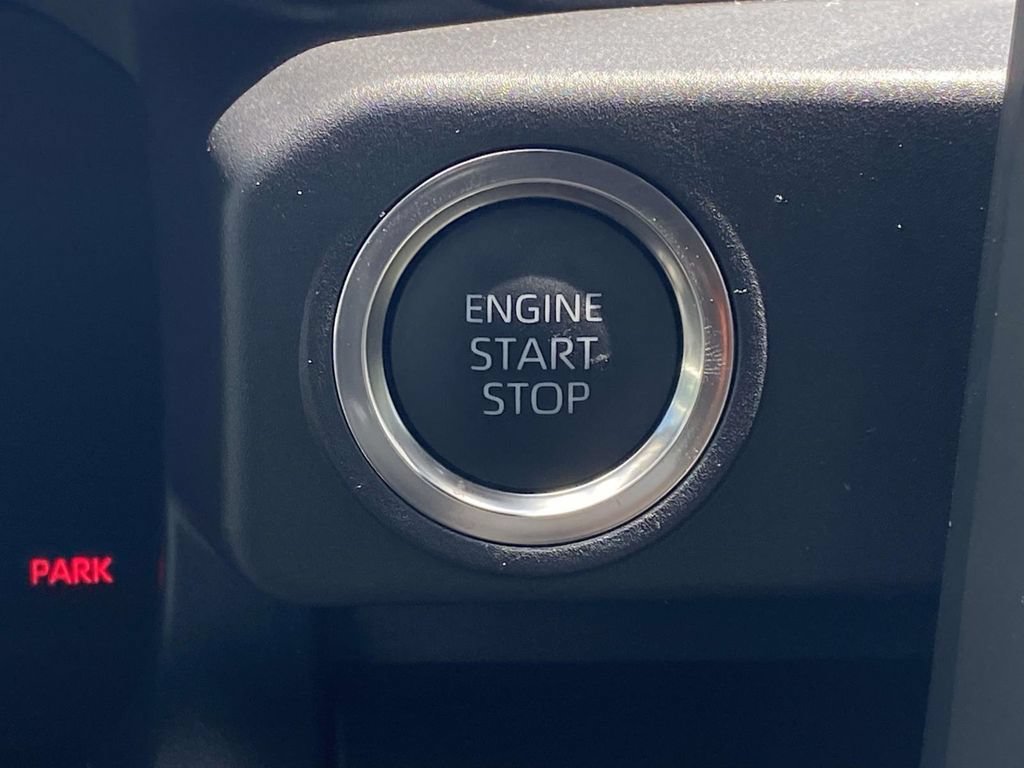 Used 2025 Toyota 4Runner SR5 RWD image 57