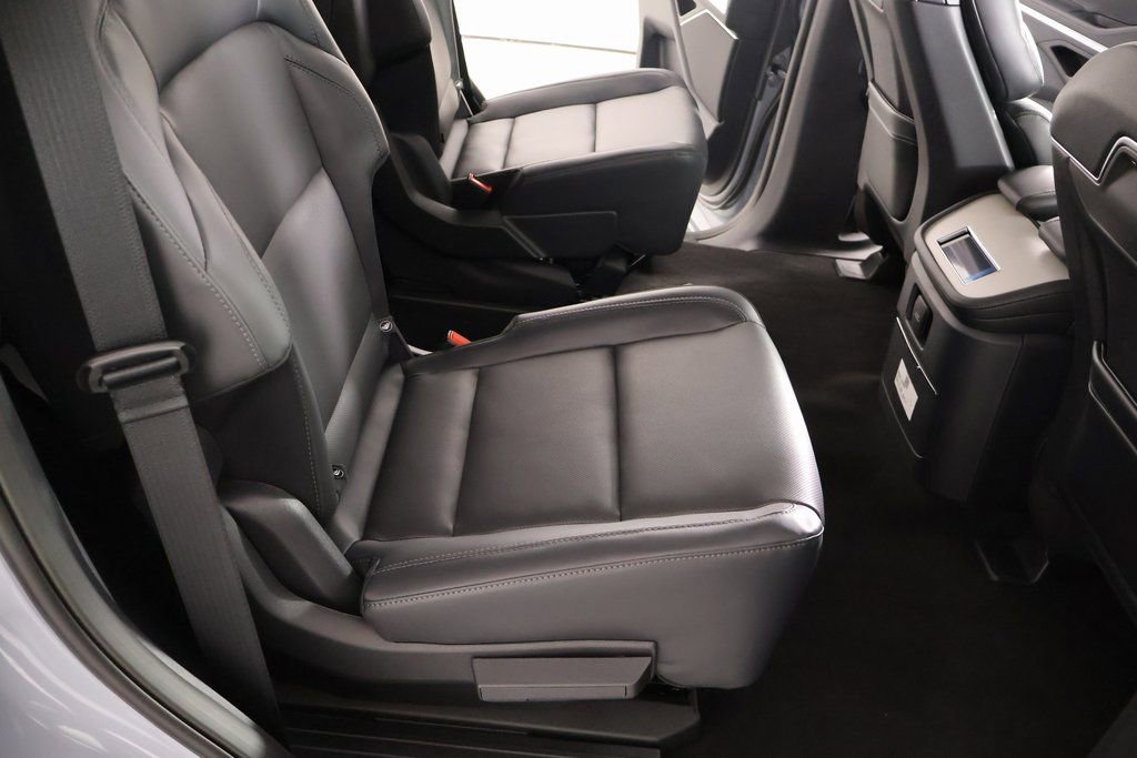 New 2026 Lincoln Navigator Premiere image 15