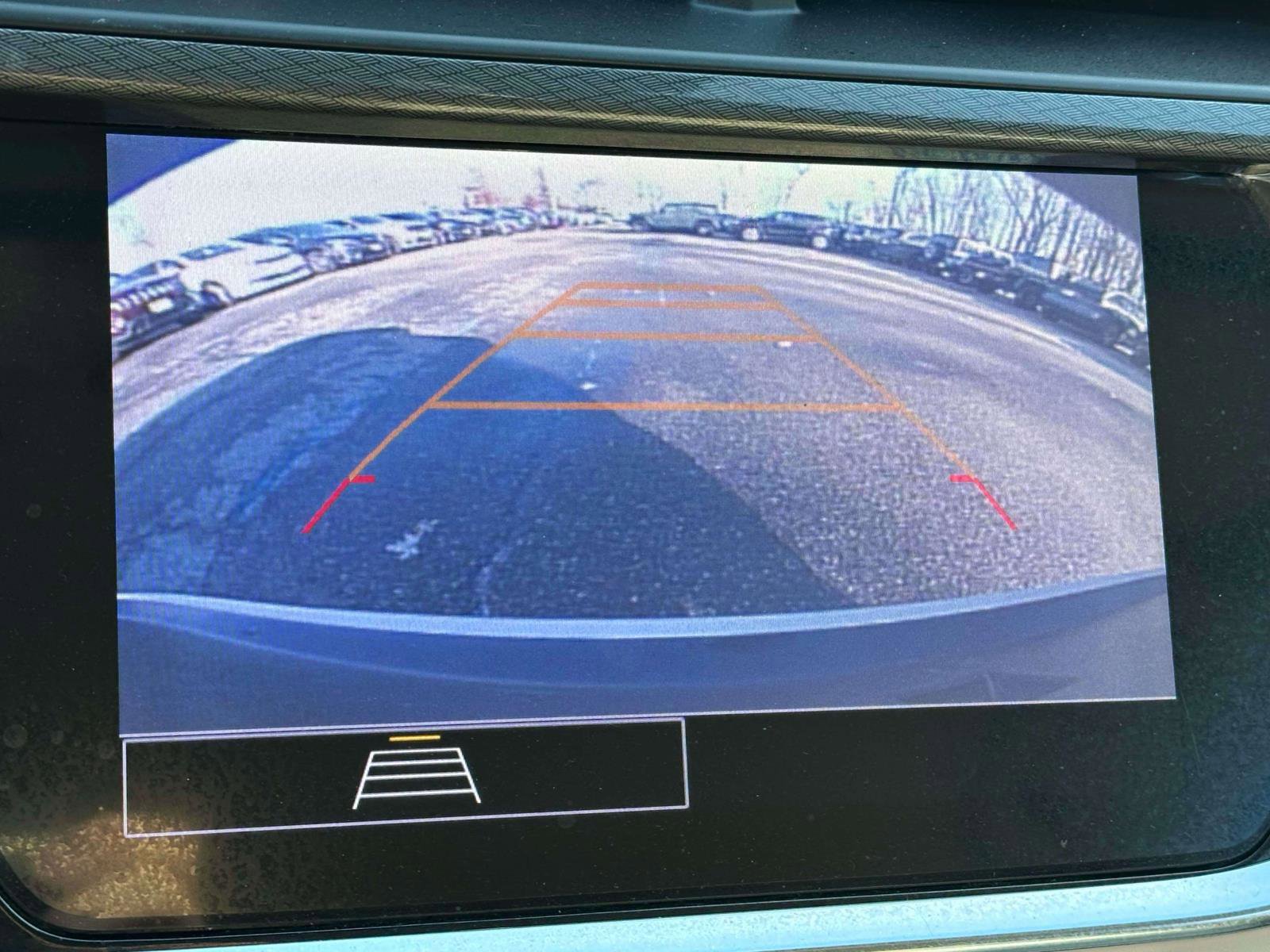 Used 2021 Buick Encore GX Select image 29