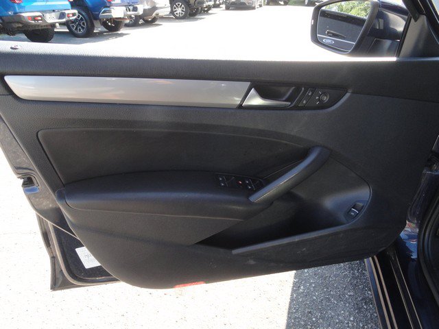 Used 2014 Volkswagen Passat 1.8T FWD image 11