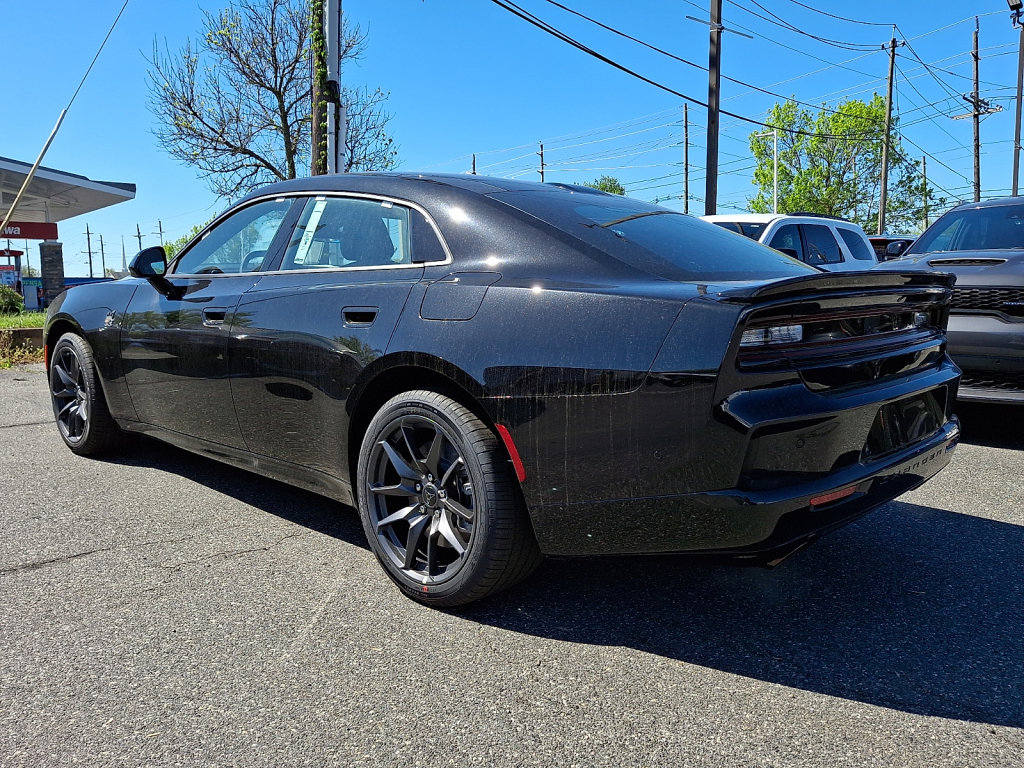 New 2026 Dodge Charger Scat Pack w/ Blacktop Package AWD/4WD image 6