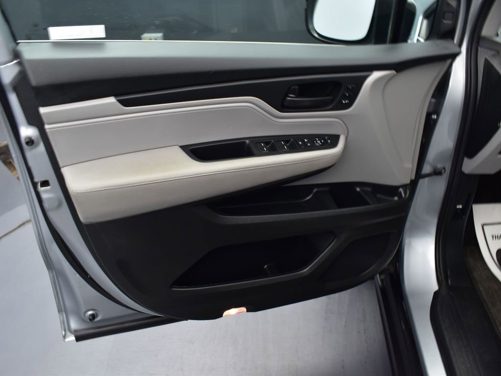 Used 2024 Honda Odyssey EX-L image 11
