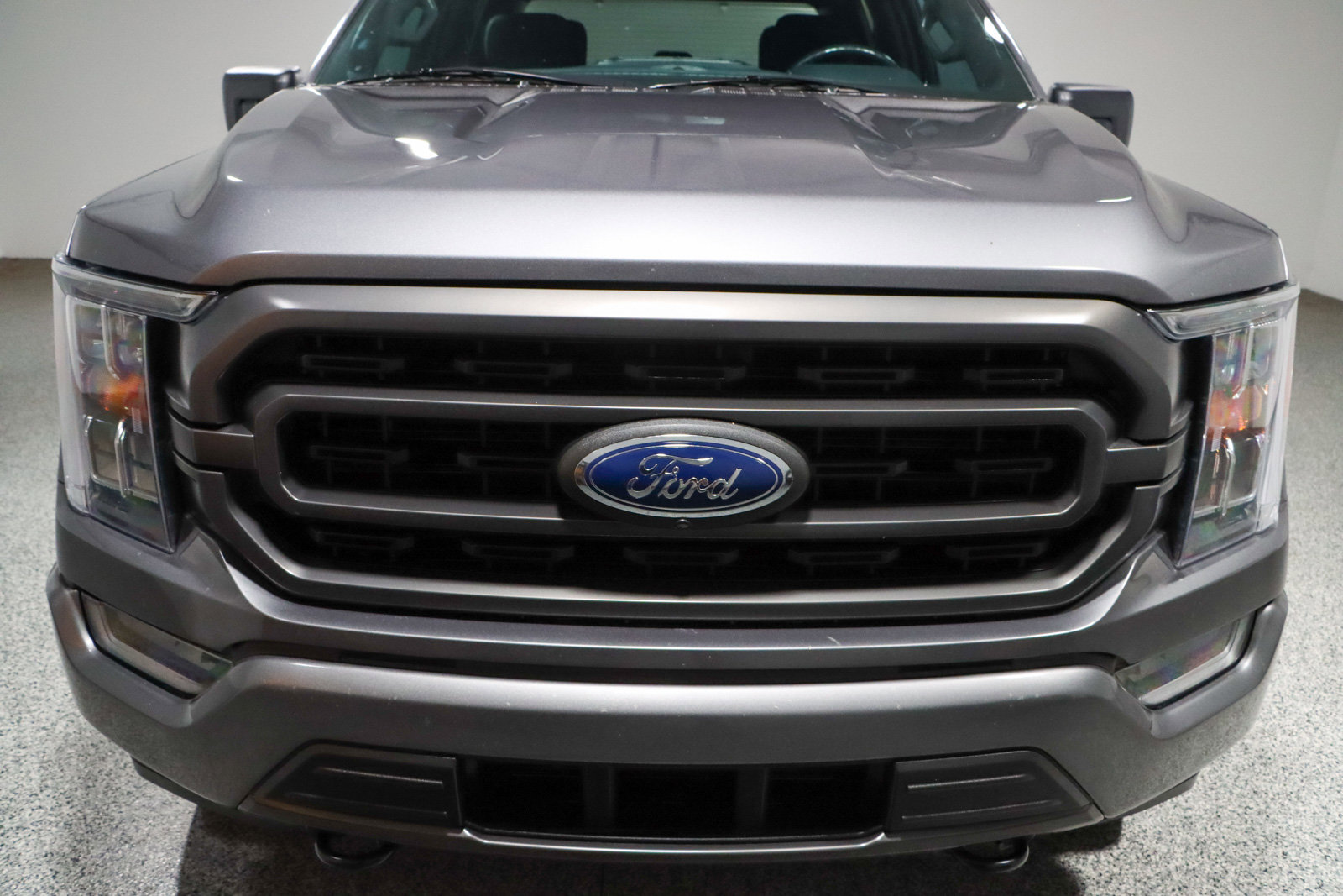 Used 2021 Ford F150 XLT w/ Equipment Group 302A High AWD/4WD image 4