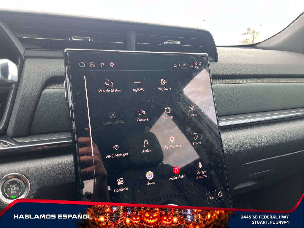 New 2026 GMC Terrain AT4 w/ Convenience Package III AWD/4WD image 30