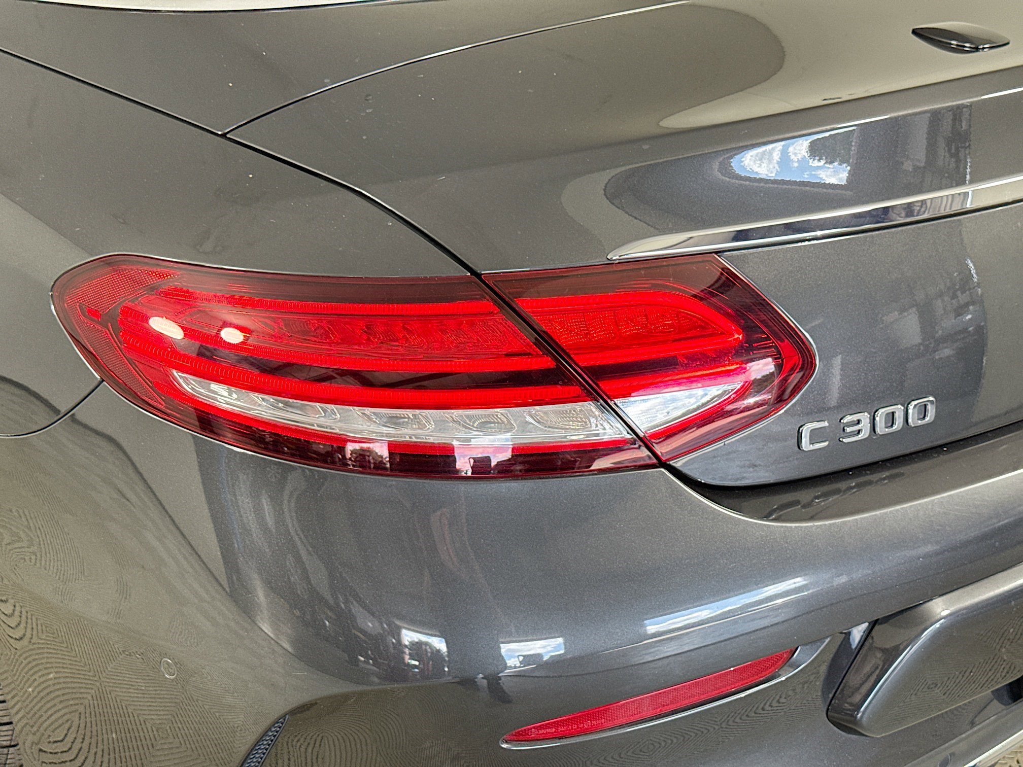 Used 2019 Mercedes-Benz C 300 4MATIC Cabriolet image 34