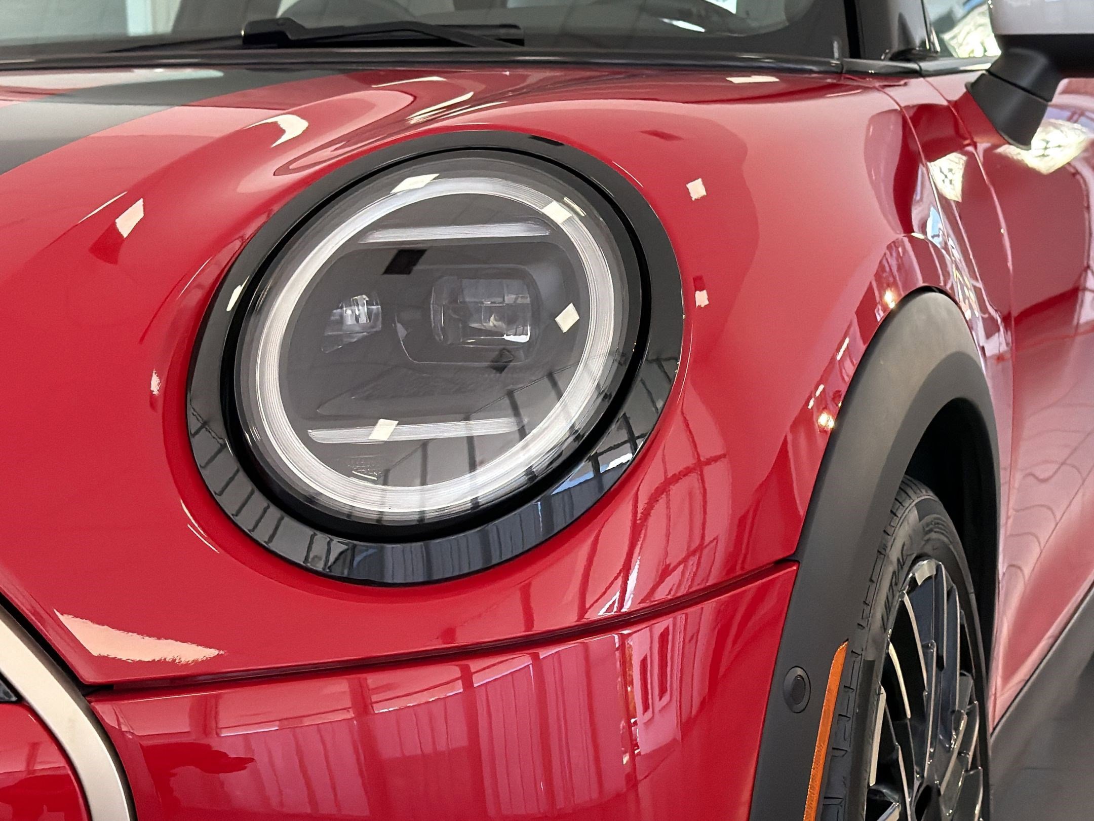 Certified 2025 MINI Cooper S FWD image 11