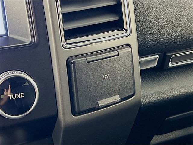 Used 2021 Ford Expedition Max XLT image 34