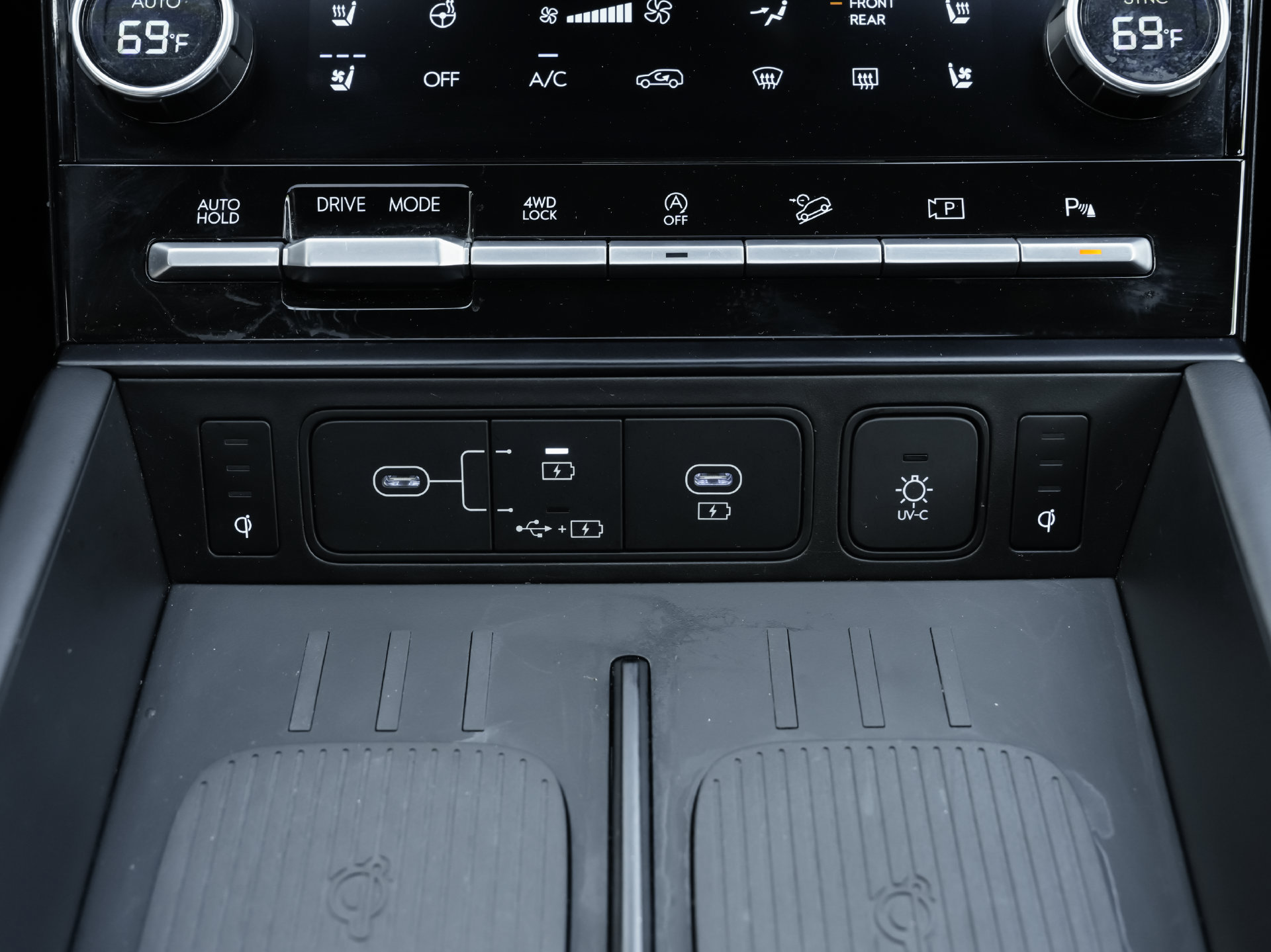 Used 2024 Hyundai Santa Fe Calligraphy AWD/4WD image 17