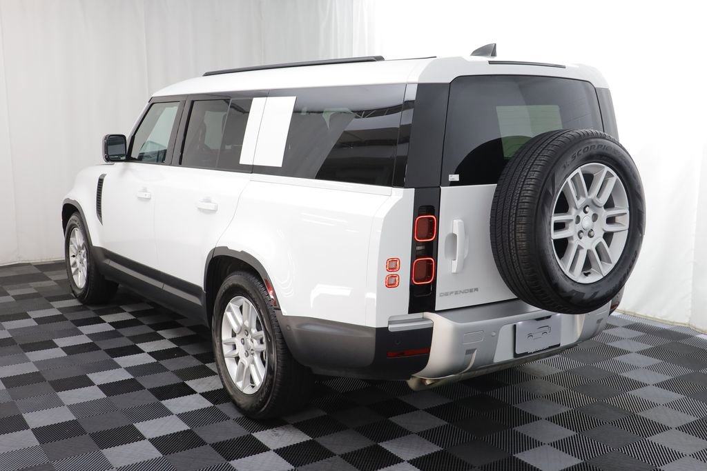 Used 2025 Land Rover Defender 130 S image 16
