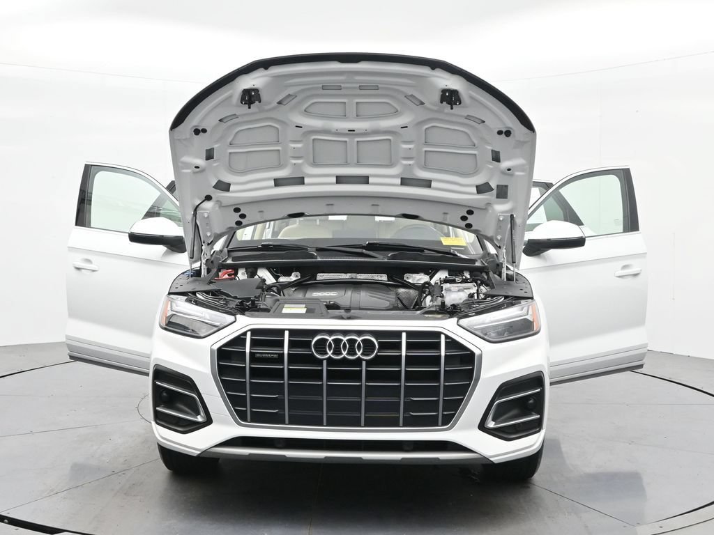 Used 2023 Audi Q5 2.0T Premium w/ Convenience Package AWD/4WD image 41