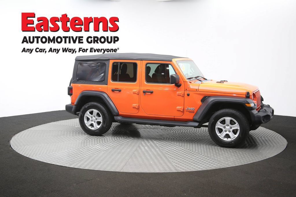 Used 2018 Jeep Wrangler Unlimited Sport S AWD/4WD image 45