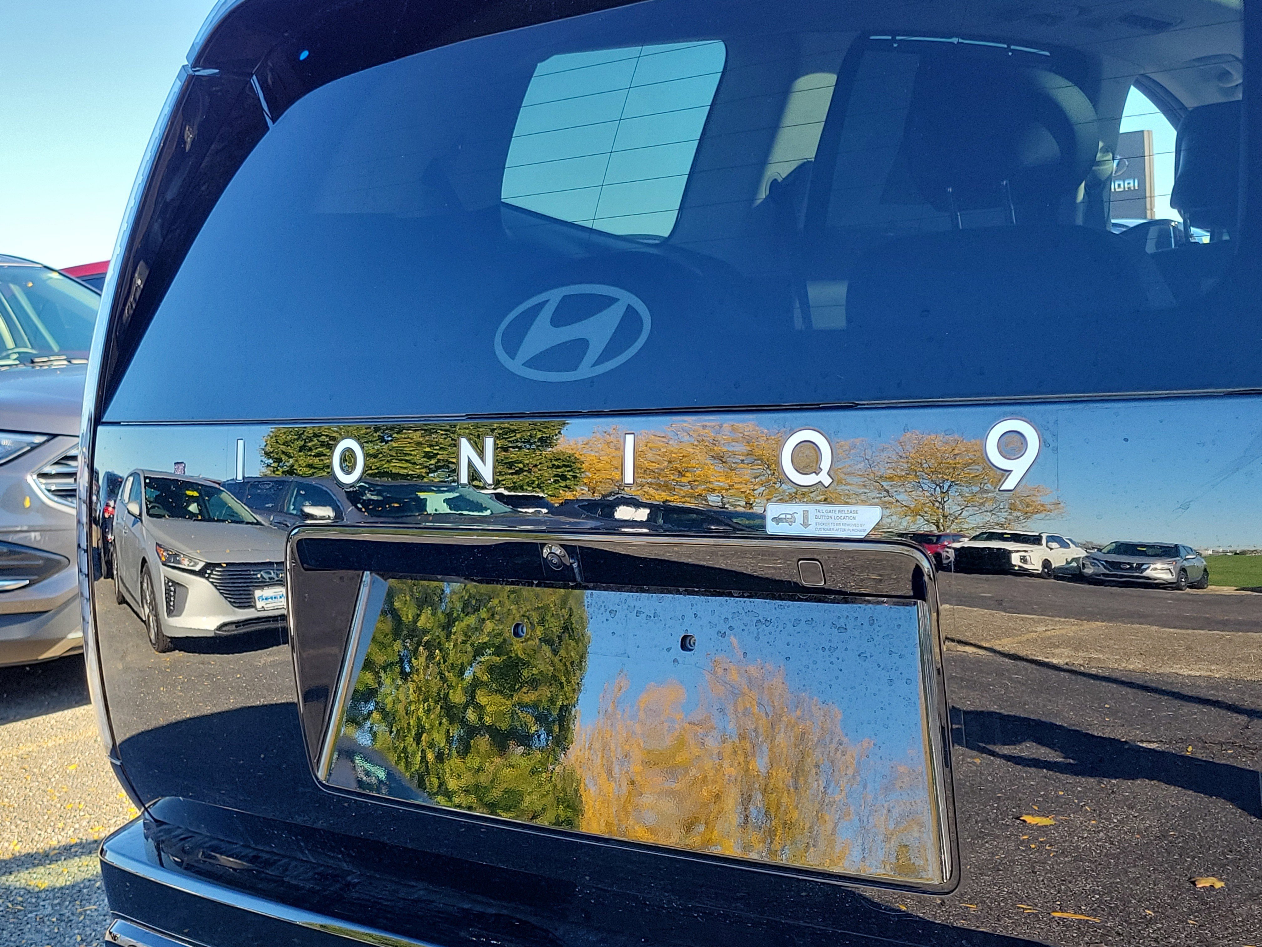 New 2026 Hyundai Ioniq 9 Limited image 6