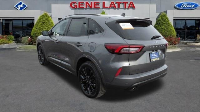 Certified 2023 Ford Escape ST-Line Elite w/ Premium Technology Package image 5