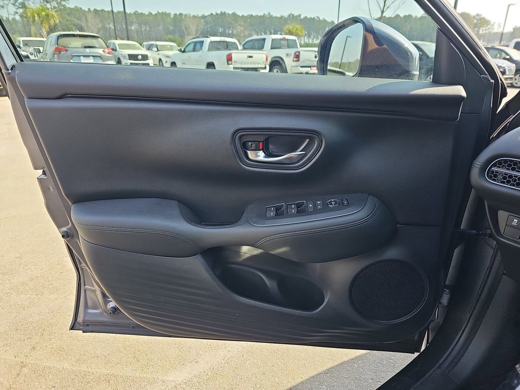 Used 2024 Honda HR-V LX image 29