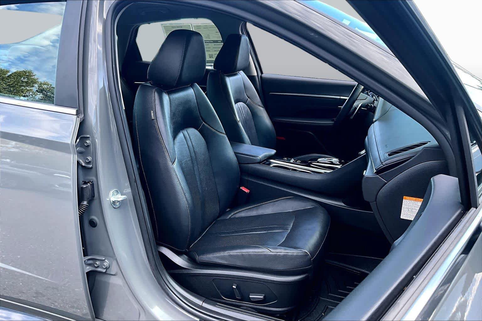 Used 2021 Hyundai Sonata Limited FWD image 8