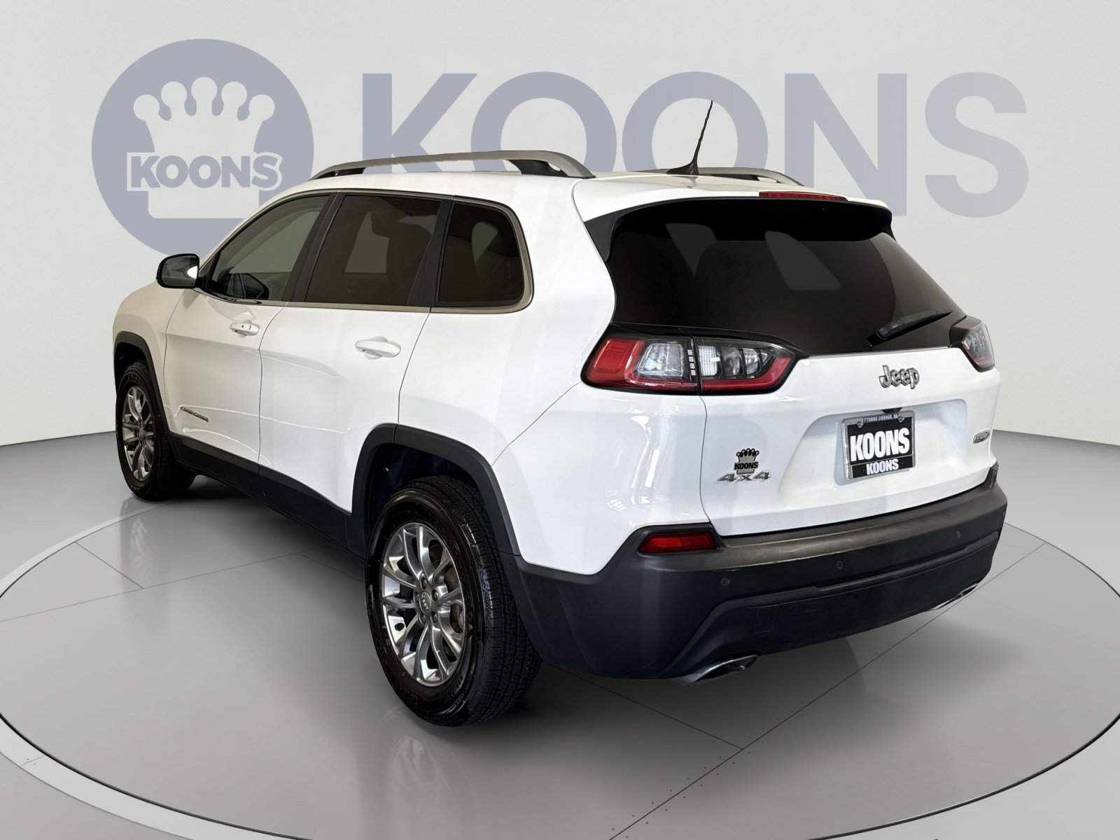 Used 2021 Jeep Cherokee Latitude Lux w/ Sun & Sound Group AWD/4WD image 4