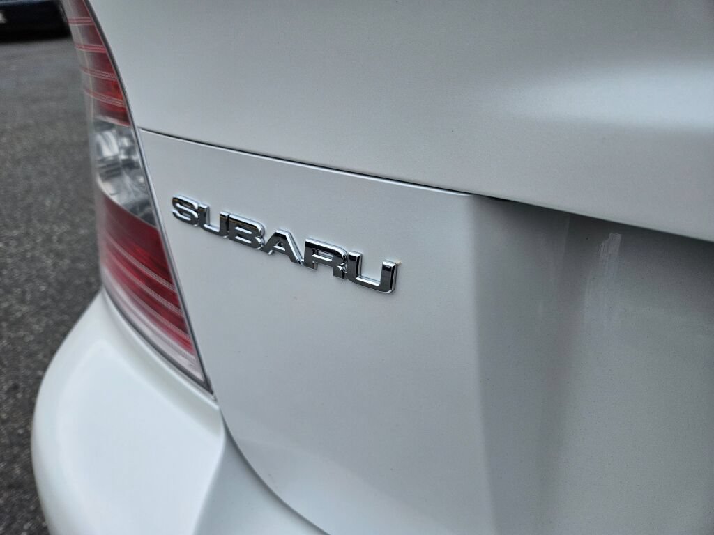 Used 2006 Subaru Legacy 2.5GT Limited AWD/4WD image 9