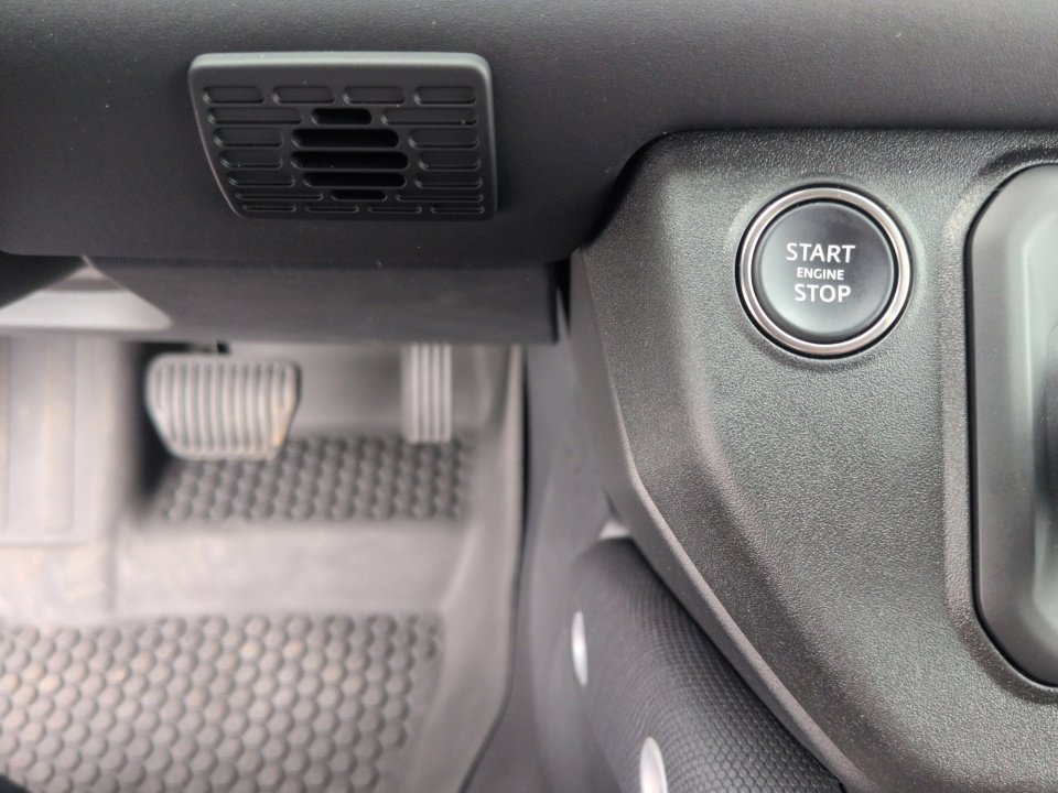 Used 2025 Land Rover Defender 130 Outbound image 20