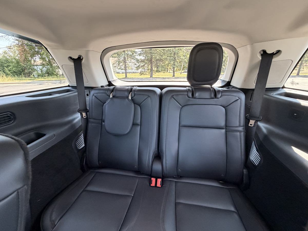 Used 2026 Lincoln Aviator Reserve AWD/4WD image 14