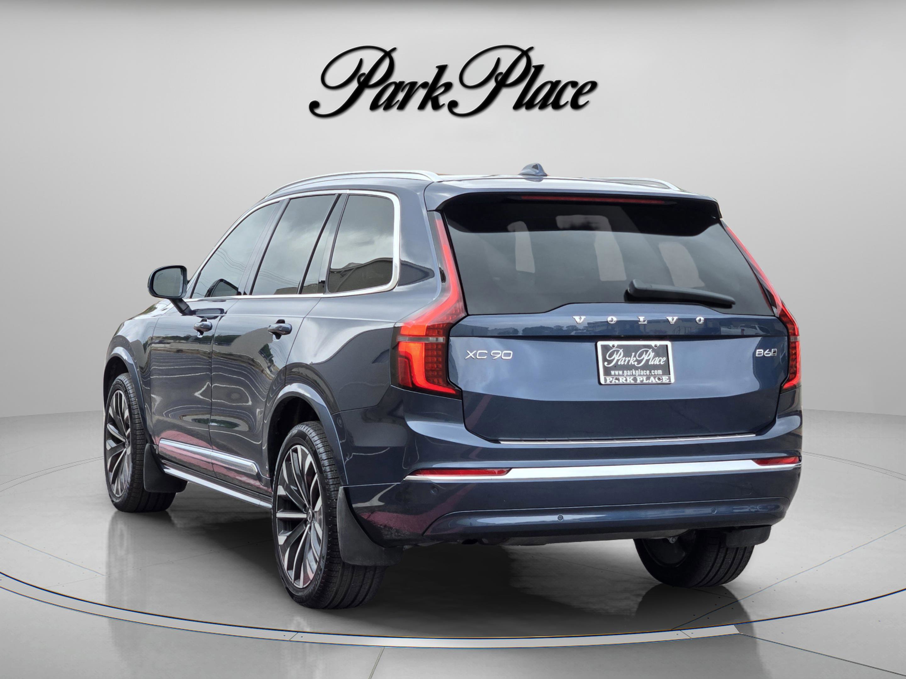 Used 2026 Volvo XC90 B6 Plus w/ Protection Package Premier image 3