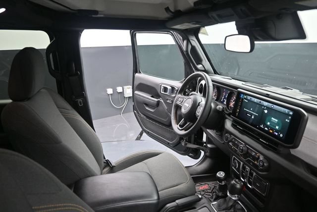 Used 2024 Jeep Gladiator Sport AWD/4WD image 42