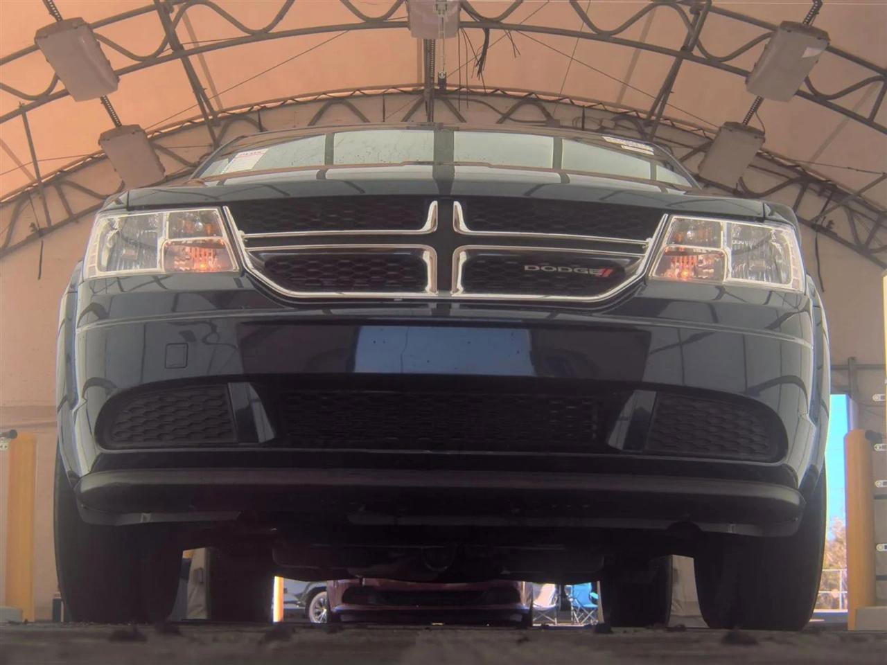 Used 2017 Dodge Journey SE image 3