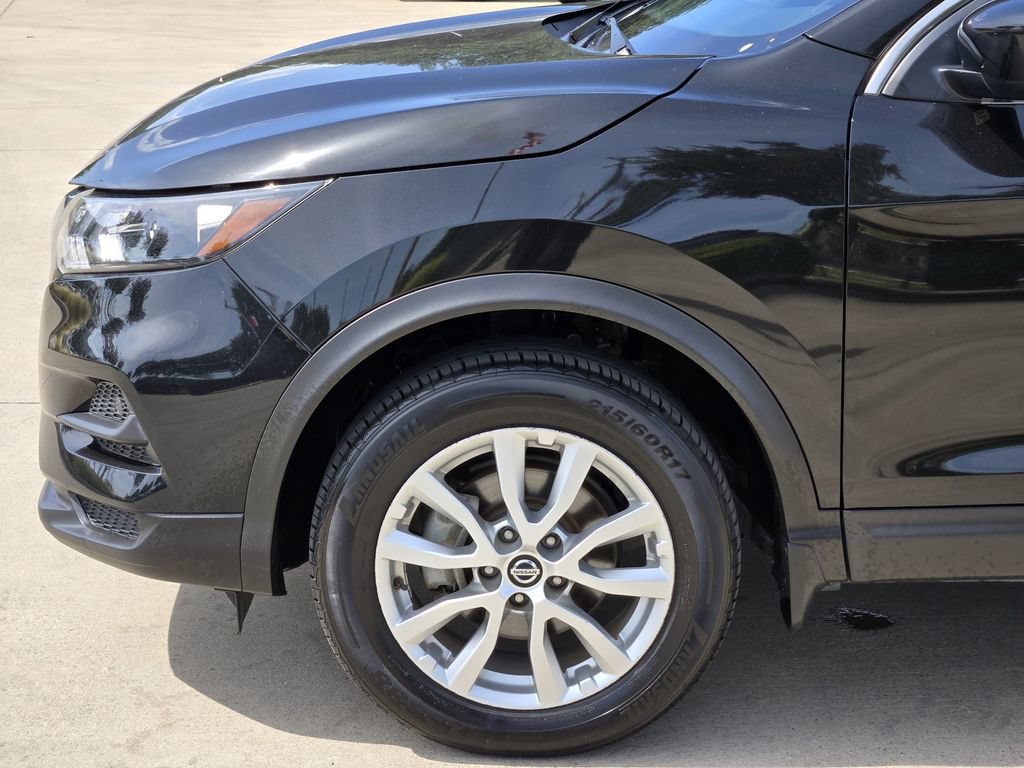 Used 2022 Nissan Rogue Sport S FWD image 6