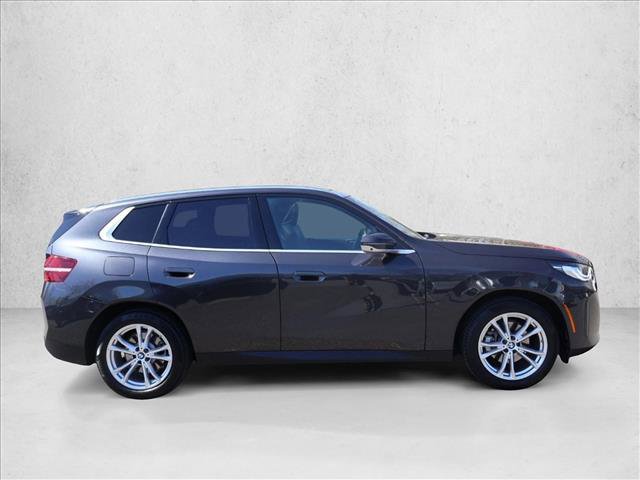 Used 2025 BMW X3 xDrive30i w/ Premium Package image 4