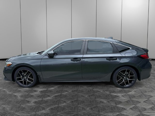 Used 2024 Honda Civic Sport Touring image 2