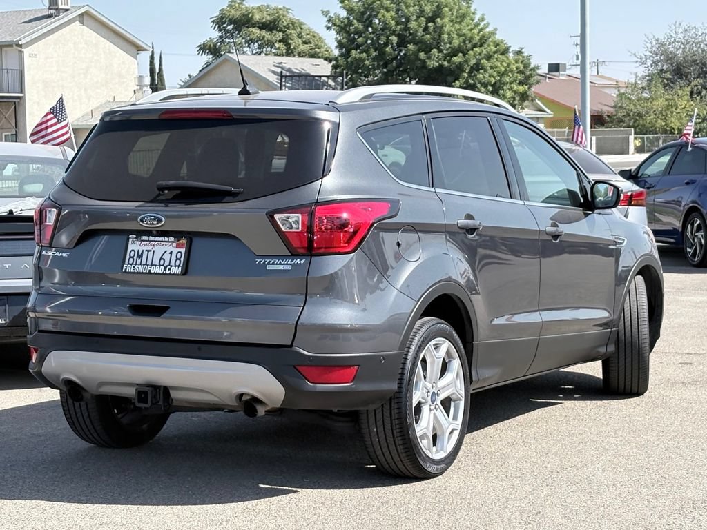 Used 2019 Ford Escape Titanium AWD/4WD image 5