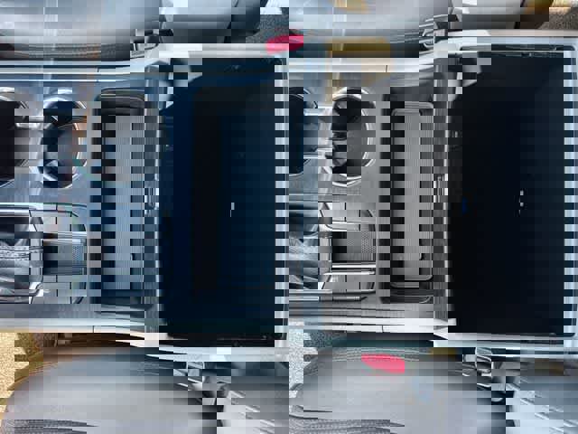 Used 2020 Kia Sedona LX image 27