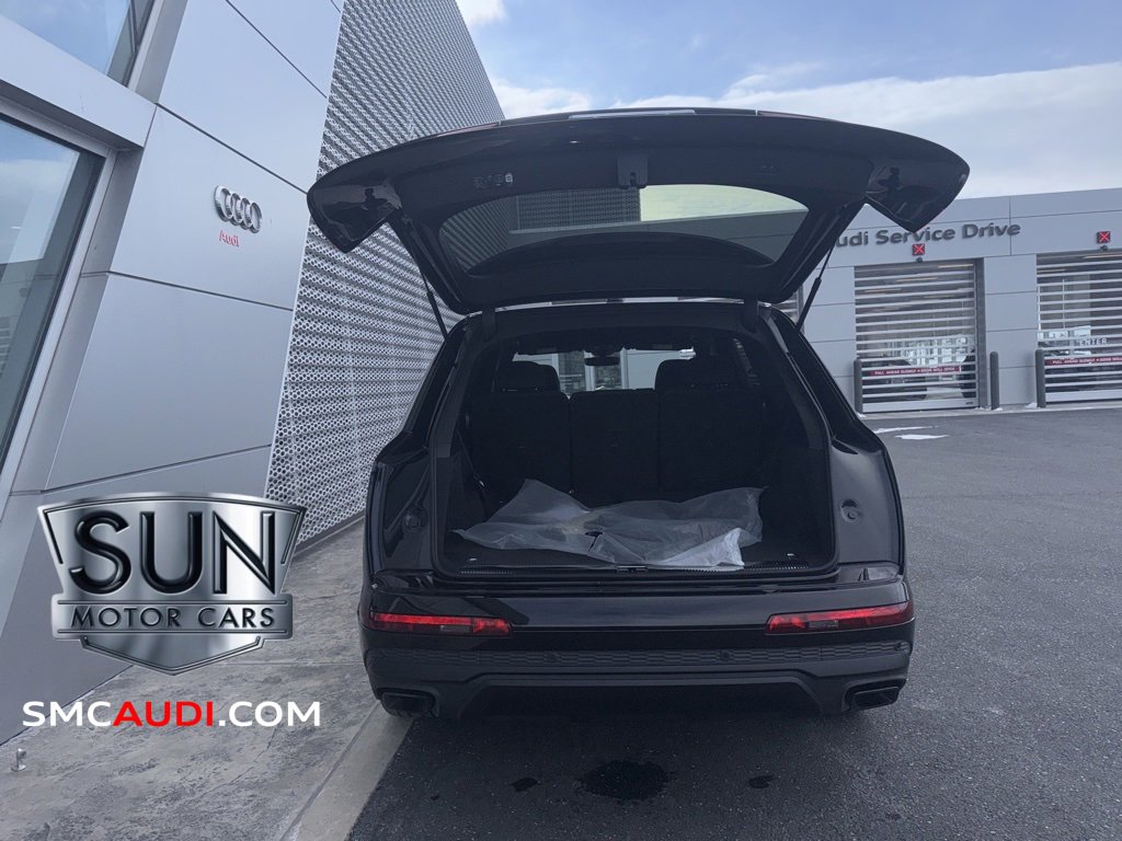 Used 2025 Audi Q7 2.0T Premium w/ Convenience Plus Package image 15