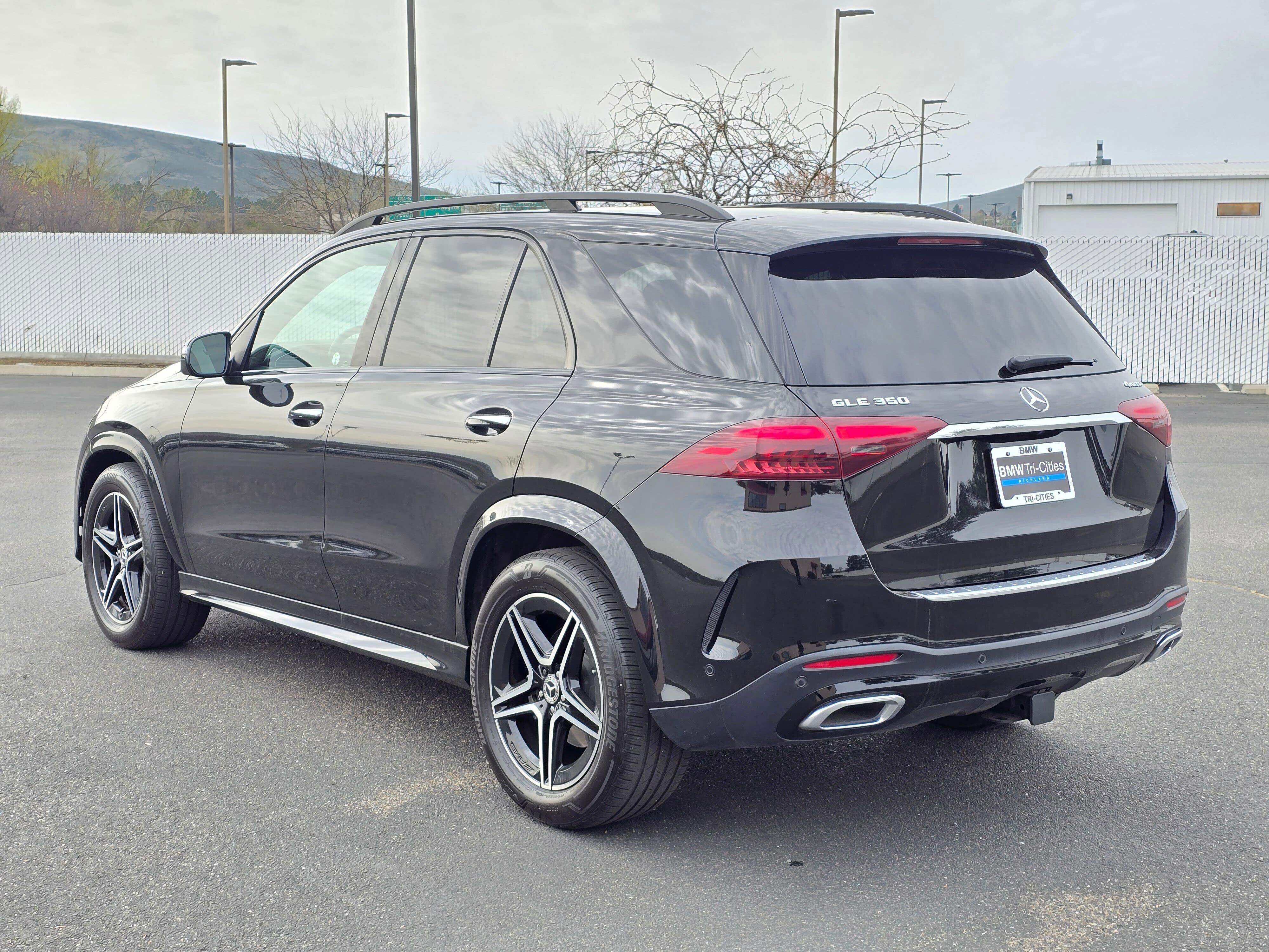 Used 2024 Mercedes-Benz GLE 350 4MATIC image 4