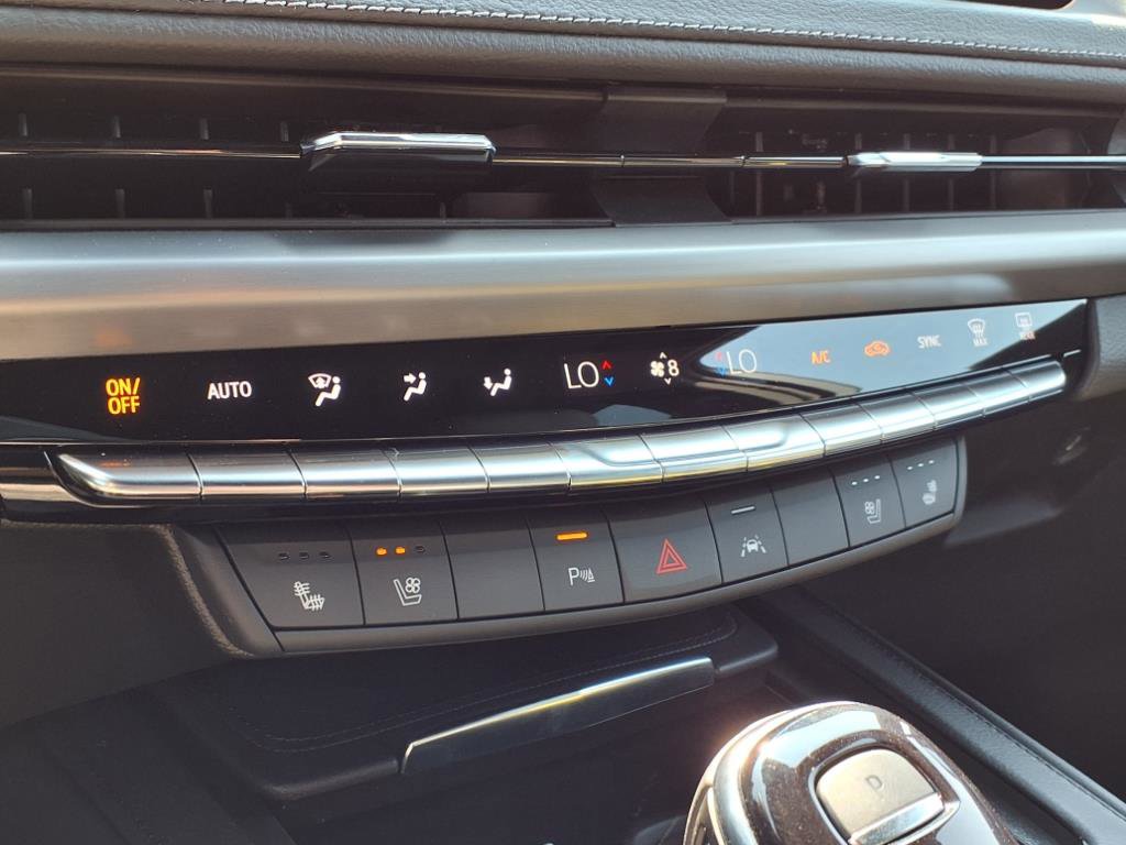 New 2025 Cadillac XT4 Premium Luxury image 19