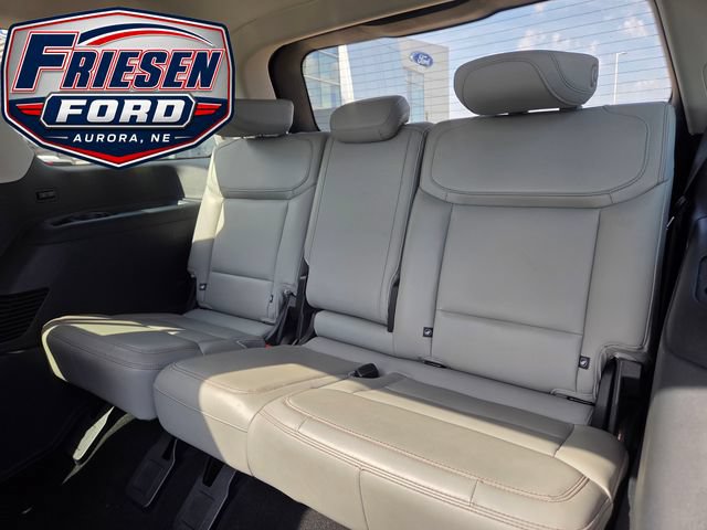Used 2025 Ford Expedition Active AWD/4WD image 25
