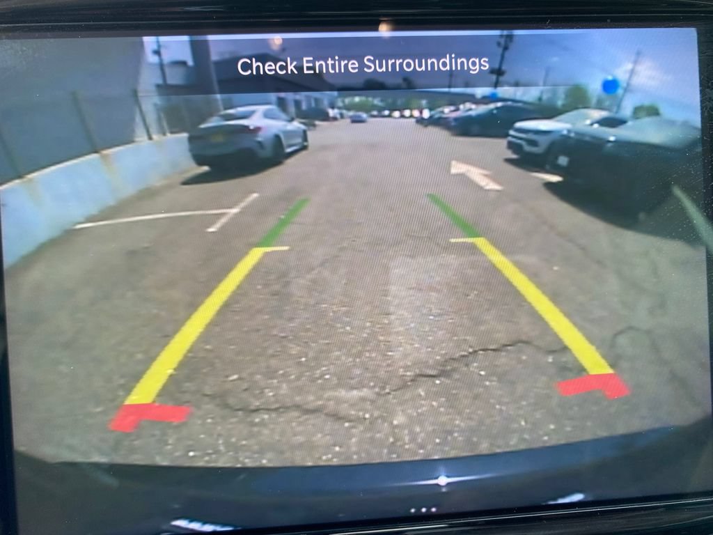 Used 2024 Chrysler Pacifica Touring-L FWD image 15