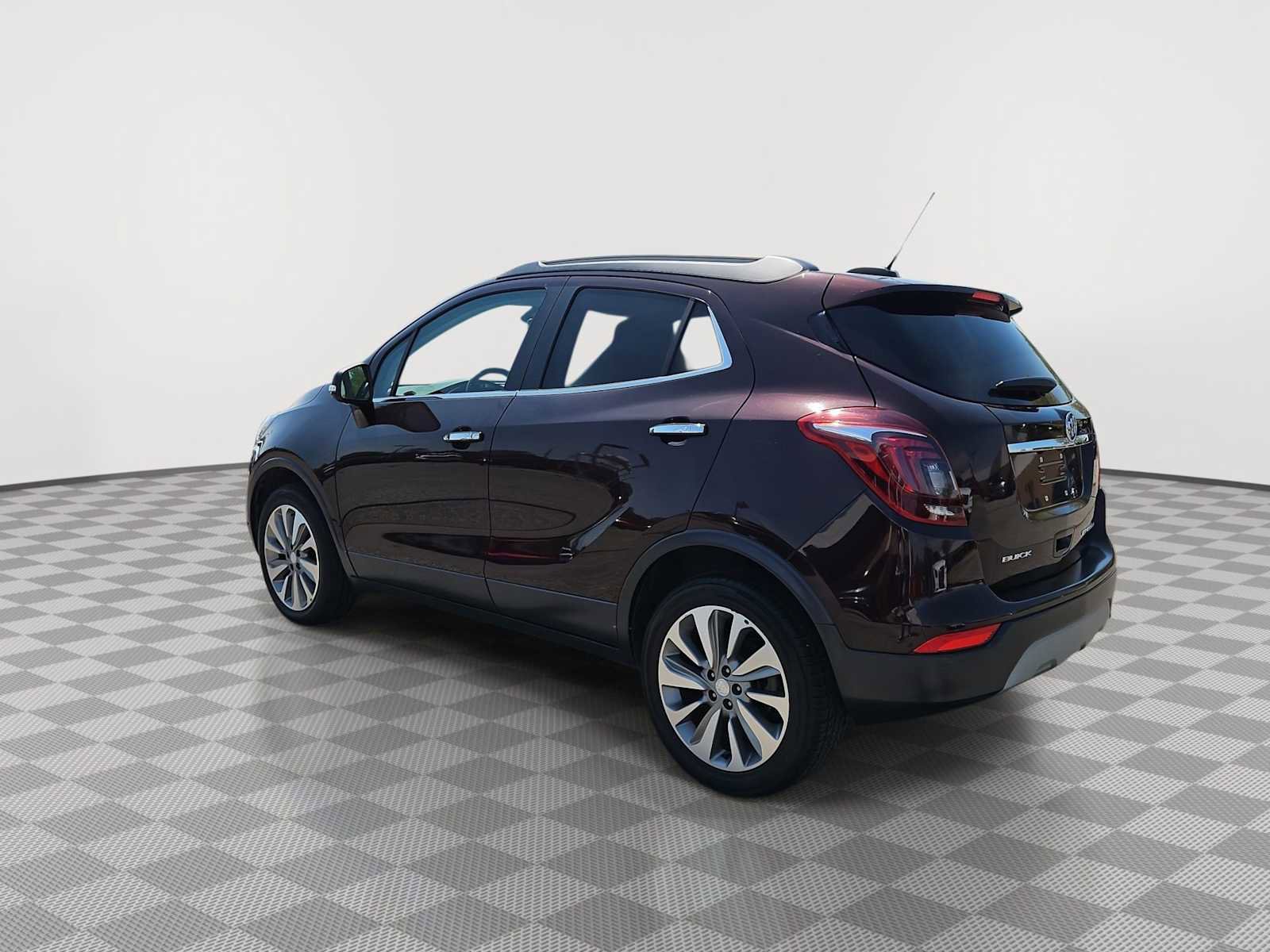 Used 2018 Buick Encore Preferred image 6