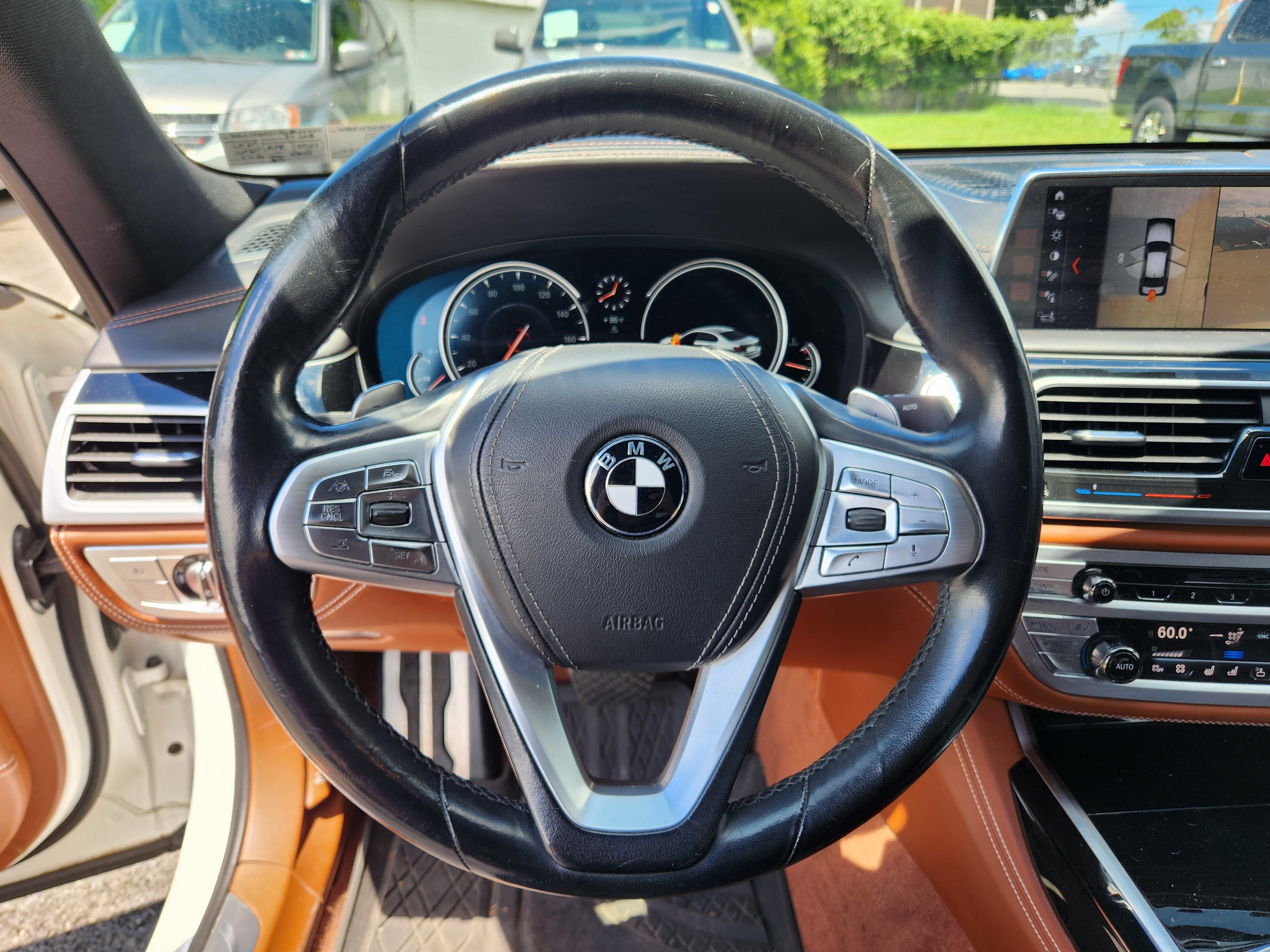 Used 2018 BMW 750i RWD image 16