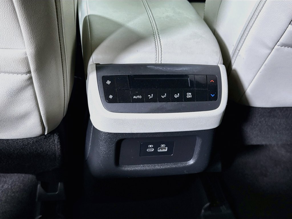 Certified 2024 Nissan Pathfinder SL AWD/4WD image 30